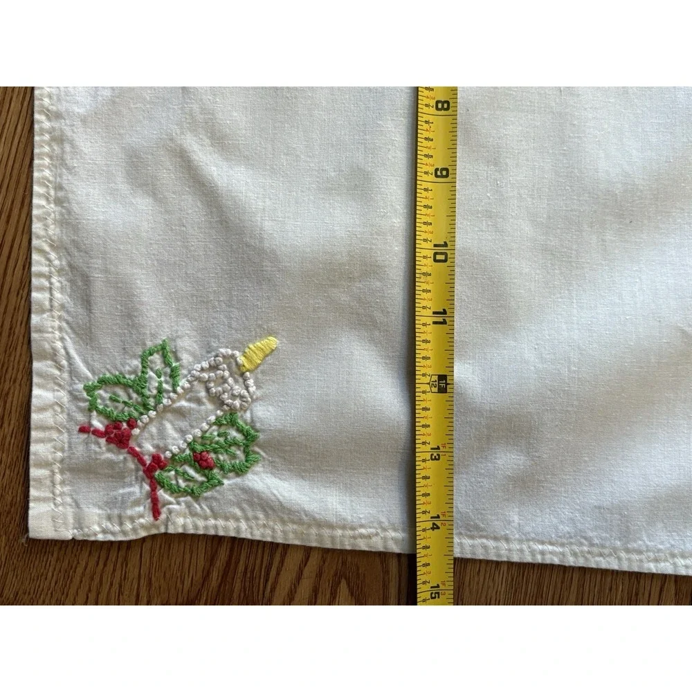 Vintage Candlewick Tablecloth w Eyelet Lace & 5 Placemats/Napkins Holiday Candle